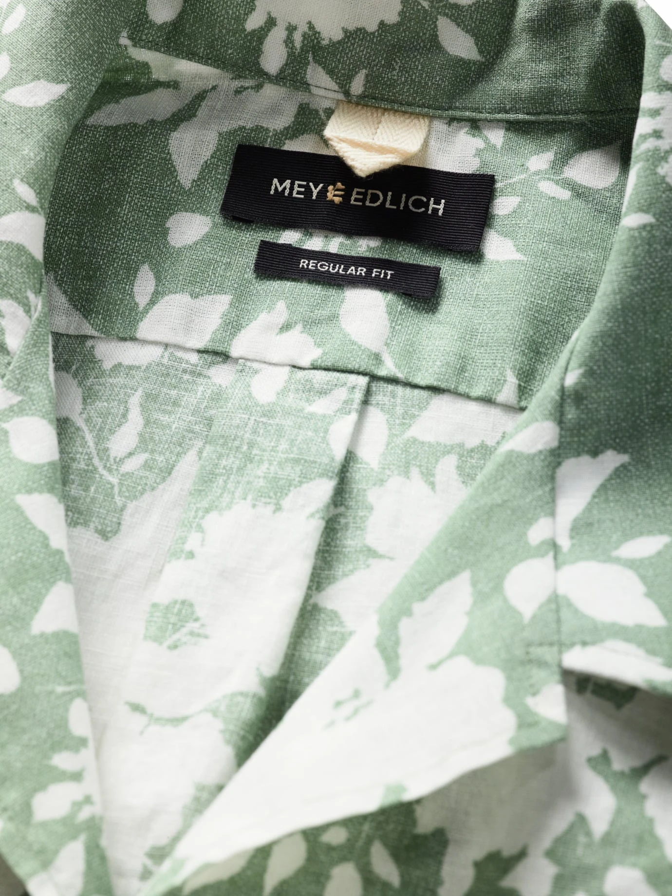 Löschblumen-Hemd 8 Löschblumen-Hemd – Bild 8