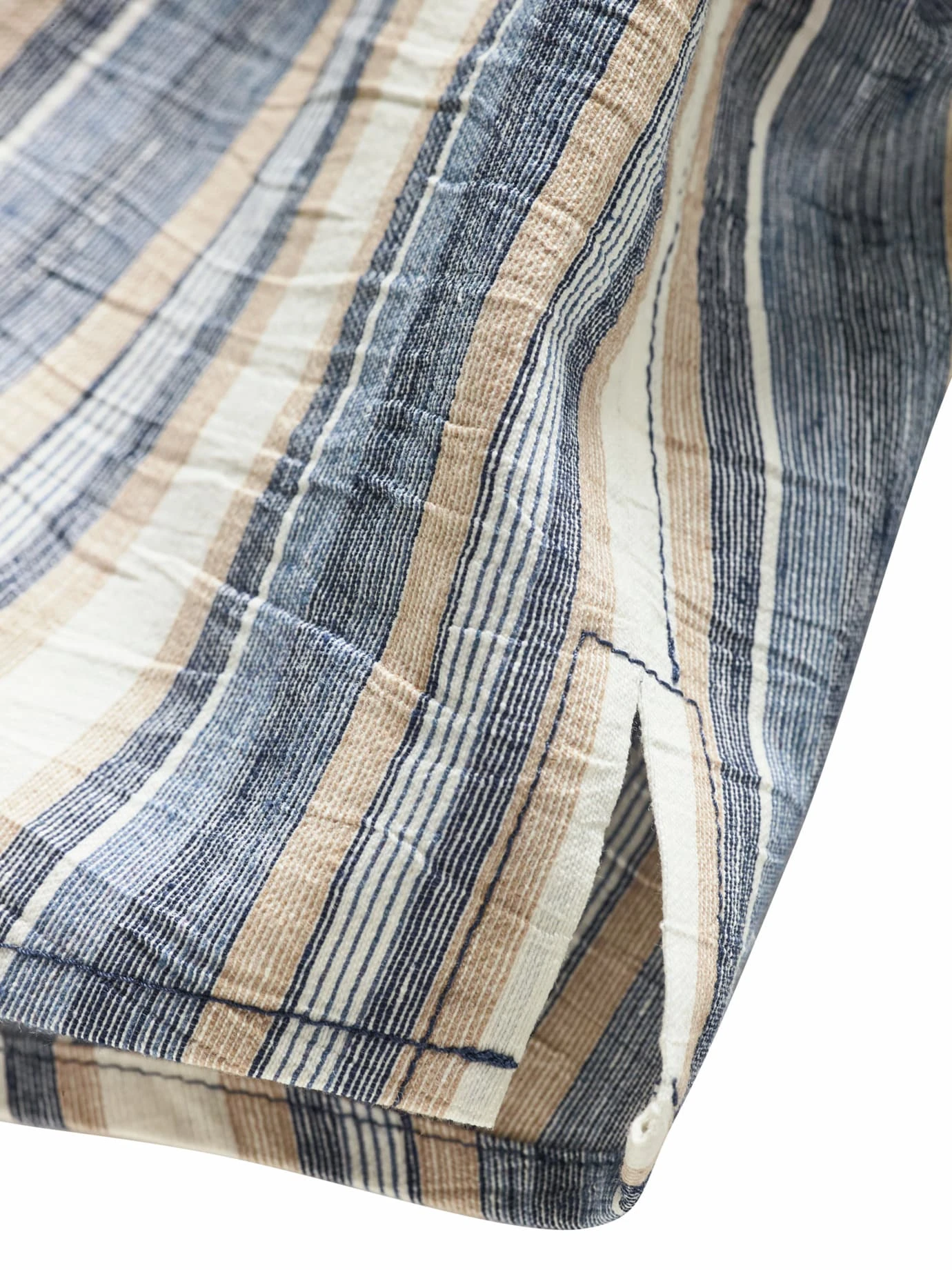 Hochspannung-Hemd 14 Hochspannung-Hemd – Bild 14