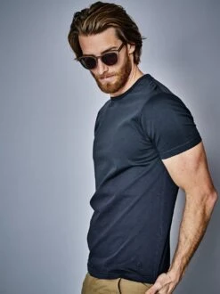 Gefährten-T-Shirt 32 Gefährten-T-Shirt -Kleidung Verkauf EC23 6136 DF