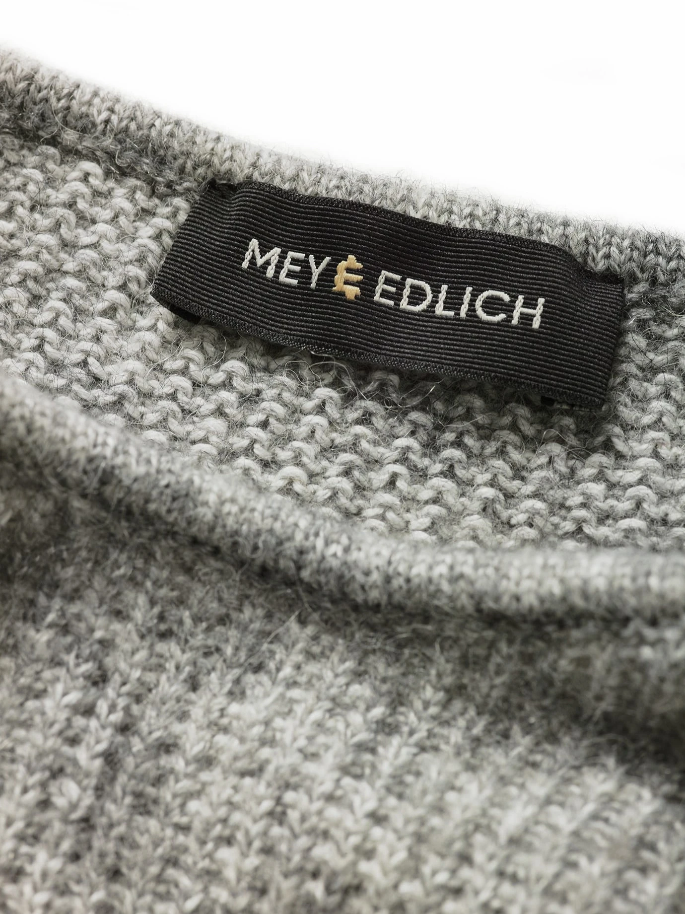 Loyaler Pullover 18 Loyaler Pullover – Bild 18