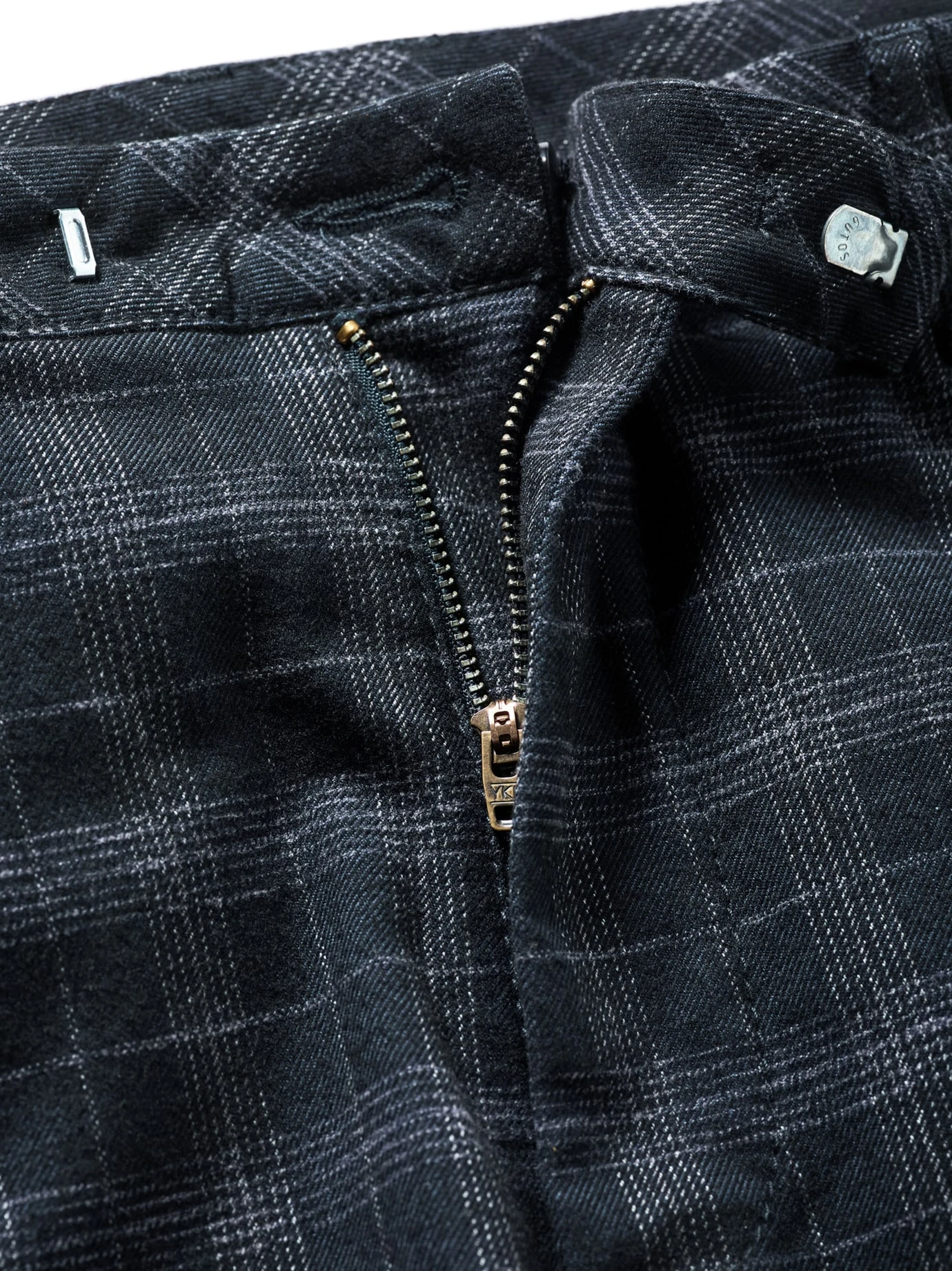 Normenfreie Chino 5 Normenfreie Chino – Bild 5