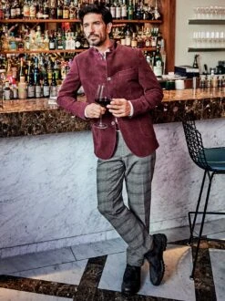 Loch-Ness-Hose -Kleidung Verkauf EC24 6053 DD