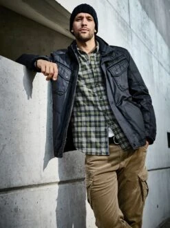 Großindustriellen-Cargo 26 Großindustriellen-Cargo -Kleidung Verkauf EC24 6100 DE