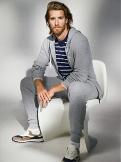 Walk-like-an-Egyptian-Jogger -Kleidung Verkauf EC24 6400 DE