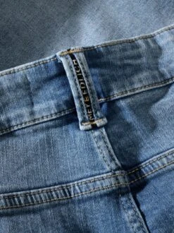 Geschnittene Jeansshorts -Kleidung Verkauf EC24 6474 DJ