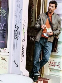 Auf-Messers-Schneide-Blouson -Kleidung Verkauf EC24 6510 DC