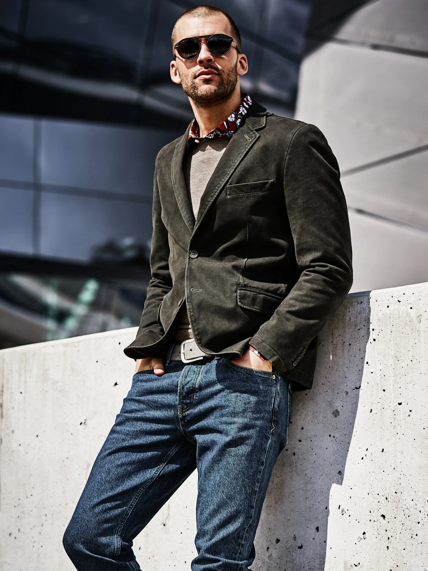 Futopia-Anzugsakko 3 Futopia-Anzugsakko – Bild 3