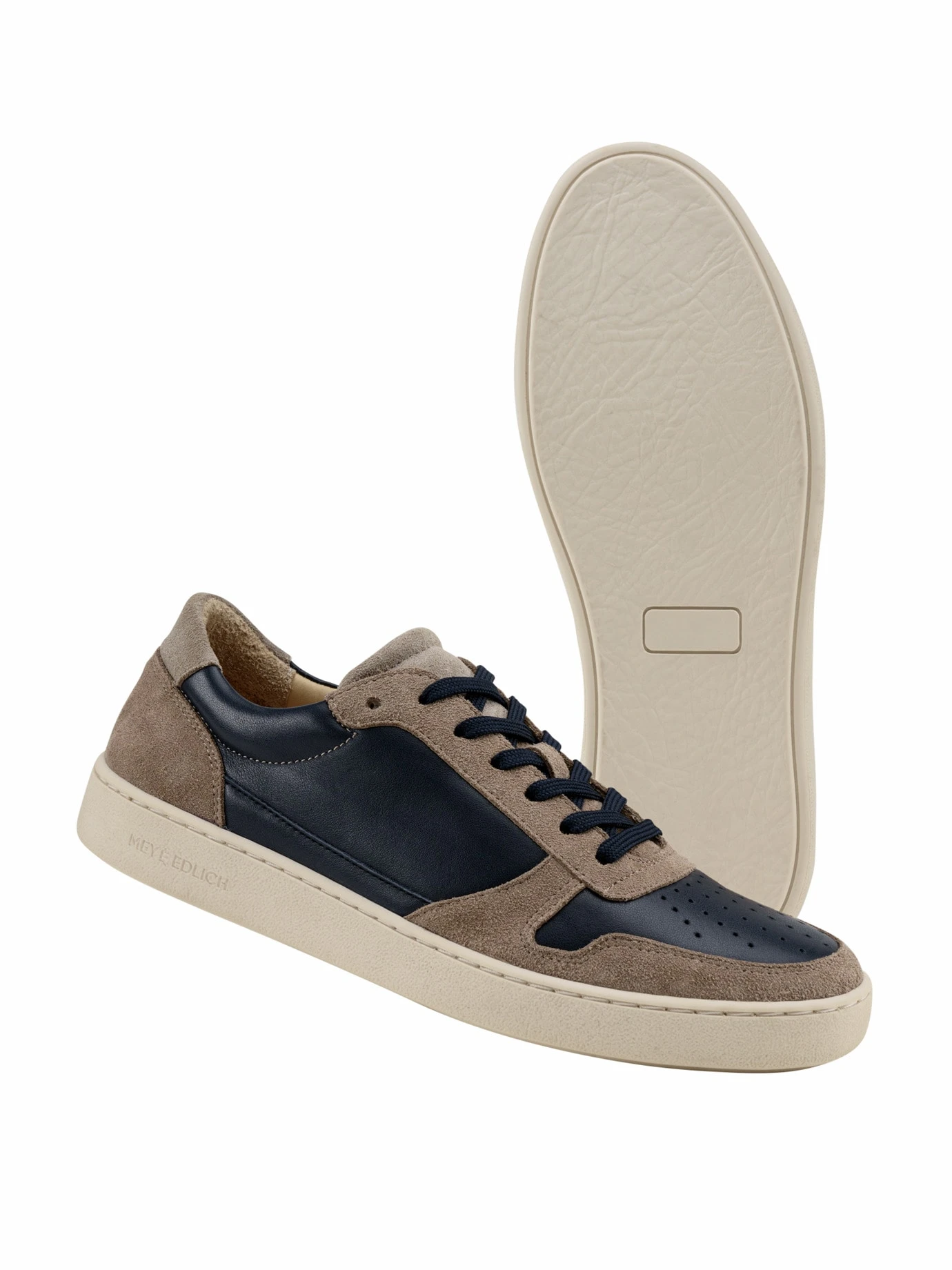 Korbleger-Sneaker 1 Korbleger-Sneaker